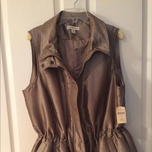New with Tags - Coldwater Creel Vest - adjustable